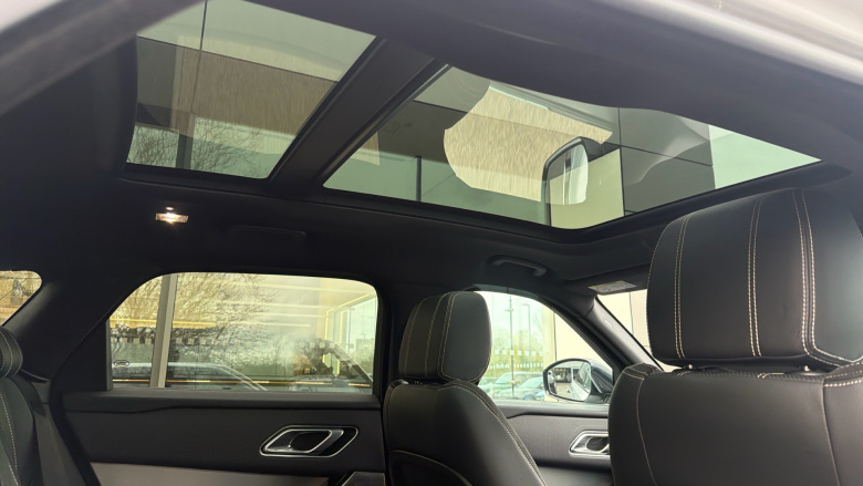 Land Rover Range Rover Velar 2.0 P300 R-Dynamic SE 5dr Auto Petrol Estate